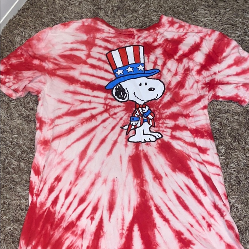 Snoopy shirt
